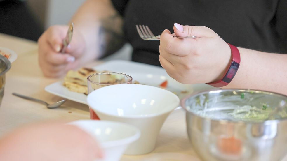Nyberg sieht einen dringenden Bedarf an Maßnahmen, die Übergewichtige bei der Reduktion ihres Gewichts unterstützen. (Illustration) Foto: Jan Woitas