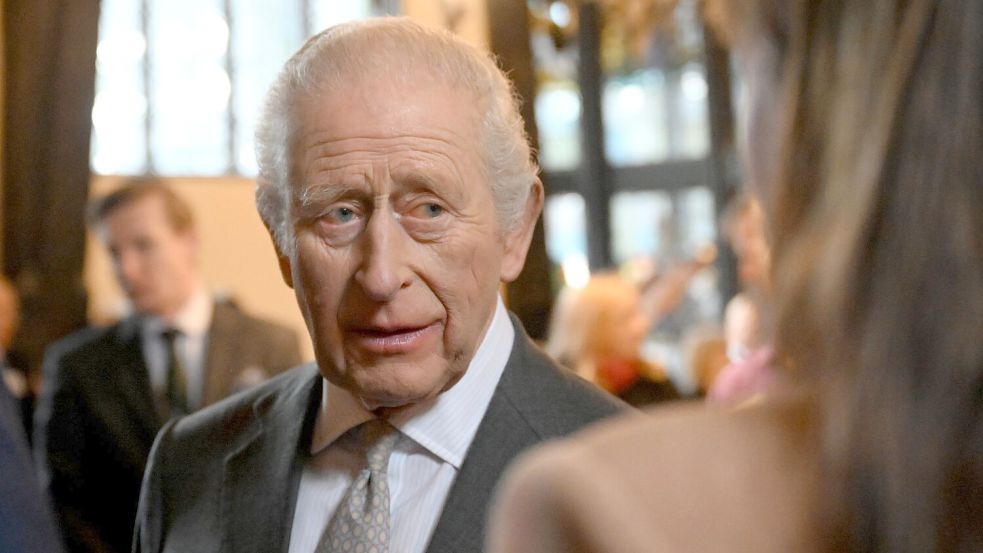 König Charles III. hat der Polizei seine Unterstützung bei etwaigen Ermittlungen gegen Ex-Prinz Andrew angeboten. (Archivbild) Foto: Paul Ellis