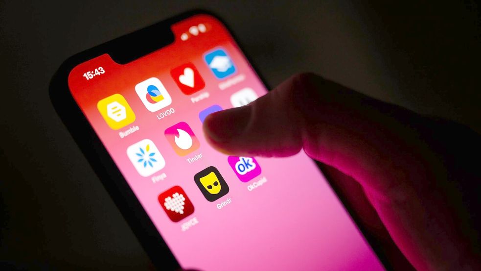 Der klassische Heirats- und Liebesschwindler war Einzeltäter. Heute arbeitet die kriminelle Branche in industriellem Maßstab. (Symbolbild) Foto: picture alliance/dpa