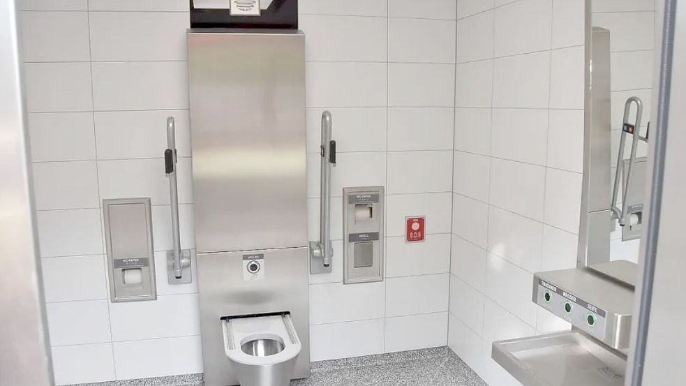 Das Innere der Marienhafer Toilette ist einigermaßen wartungsarm. Foto: Thomas Dirks