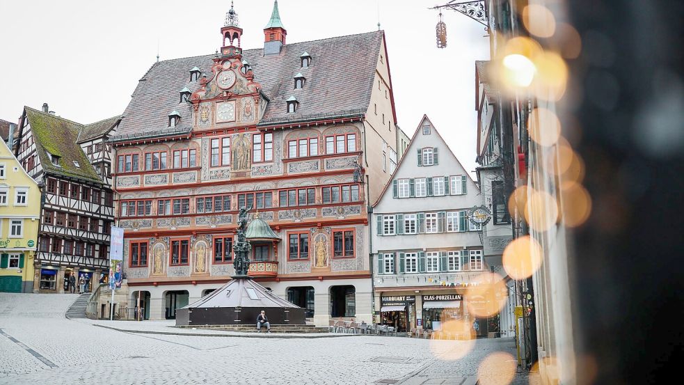 Mitten in der Nacht hat Cem Özdemir in Tübingen geheiratet. Foto: Christoph Schmidt