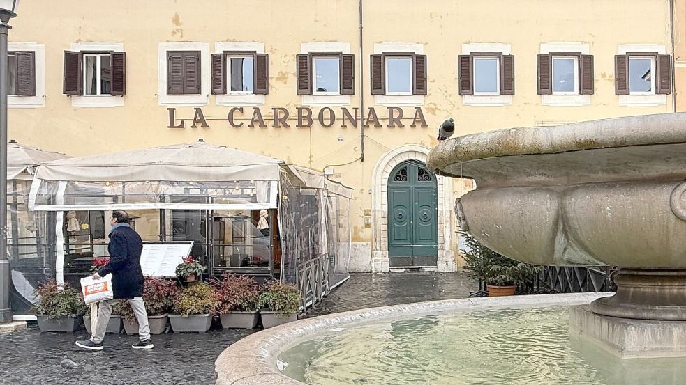 Das Restaurant „La Carbonara“ gibt es schon seit 1912. Foto: Christoph Sator/dpa