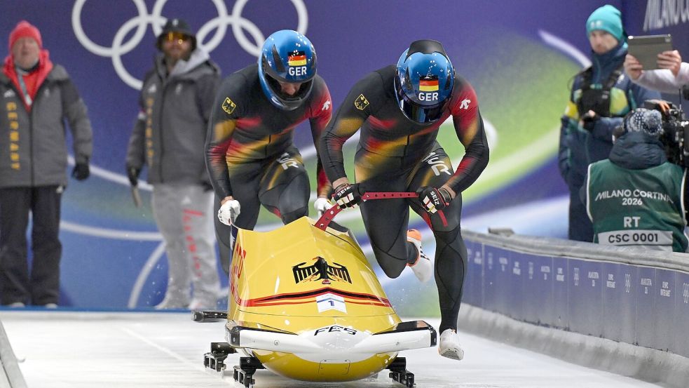 Johannes Lochner (Pilot) und Georg Fleischhauer legen gleich im ersten Lauf Start- und Bahnrekord hin. Foto: Robert Michael