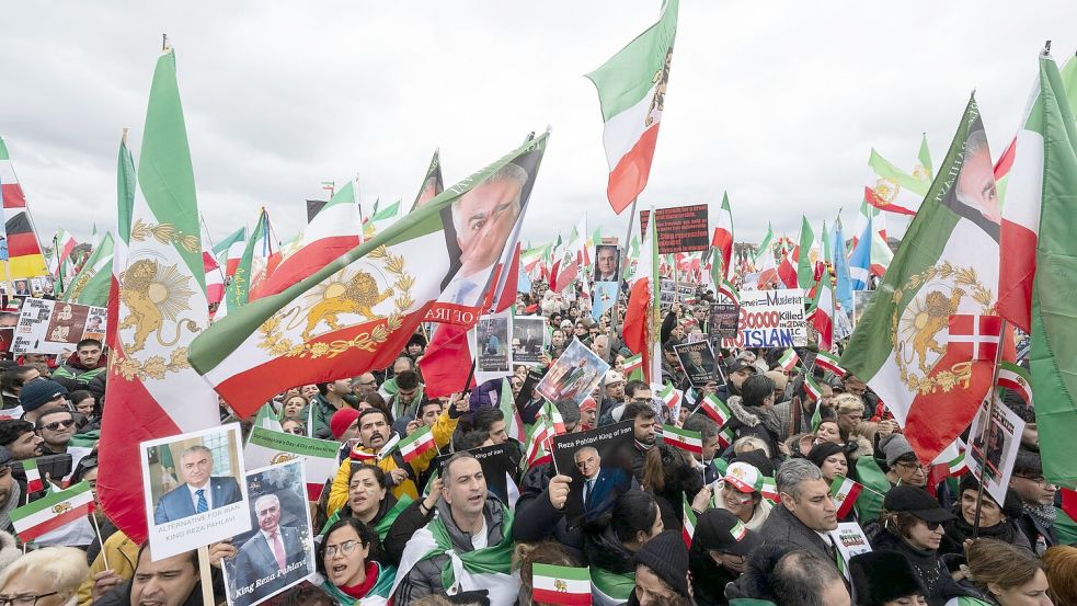 Eine Demonstration gegen Irans Führung in München sorgt für Spannungen. (Archivbild) Foto: Marijan Murat