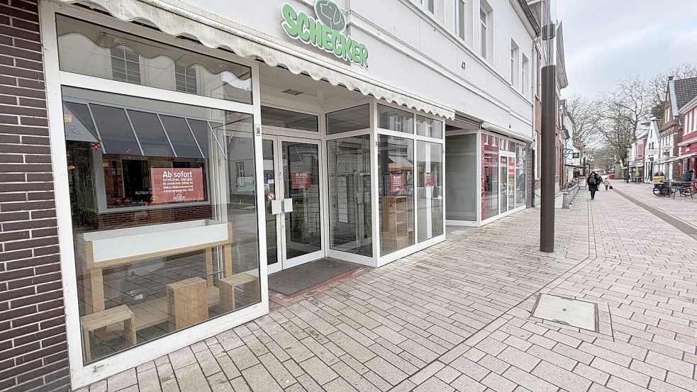 Die Auricher Filiale des Hundeausstatters Schecker in der Fußgängerzone ist leer gezogen. Foto: Mieke Matthes