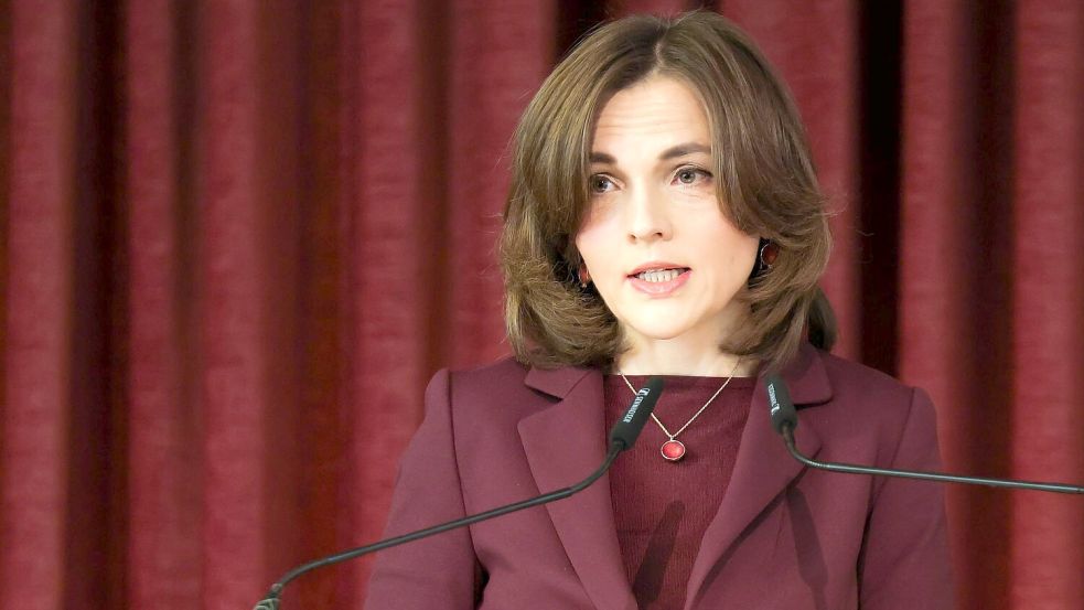 Die Ostbeauftragte Elisabeth Kaiser sieht Veränderungsbereitschaft in Deutschland, aber sie sorgt sich um Ungleichheit und Demokratieskepsis. (Archivbild) Foto: Jan Woitas