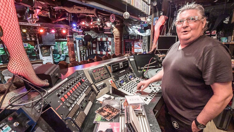 Sven Rogall ist nicht nur Betreiber von Metas Musikschuppen, sondern auch Ratsmitglied. Jetzt will Rogall Bürgermeister werden. Foto: Klaus Ortgies