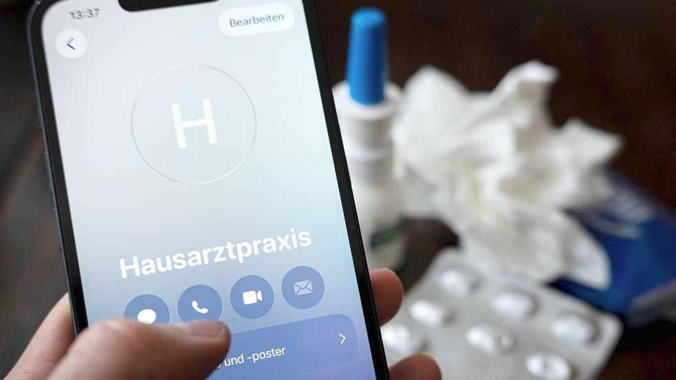 Macht eine telefonische Krankschreibung Fehlzeiten im Job zu leicht? (Archivbild) Foto: Sina Schuldt