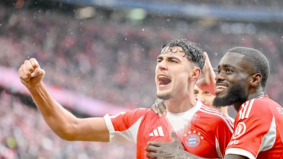 Bejubelt den Treffer zur Führung: Bayern-Profi Aleksandar Pavlovic. Foto: Harry Langer