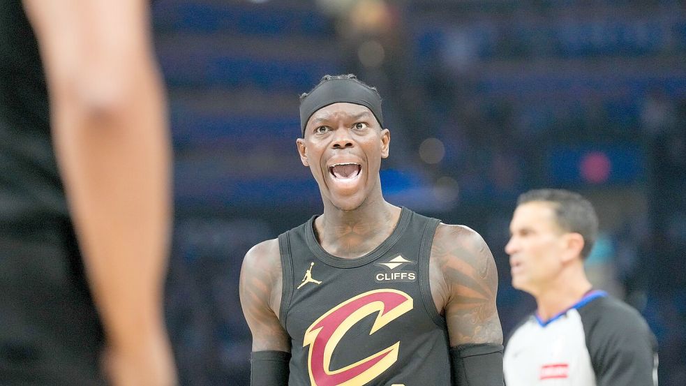 Dennis Schröder erzielte elf Punkte für die Cleveland Cavaliers. Foto: Kyle Phillips/AP/dpa
