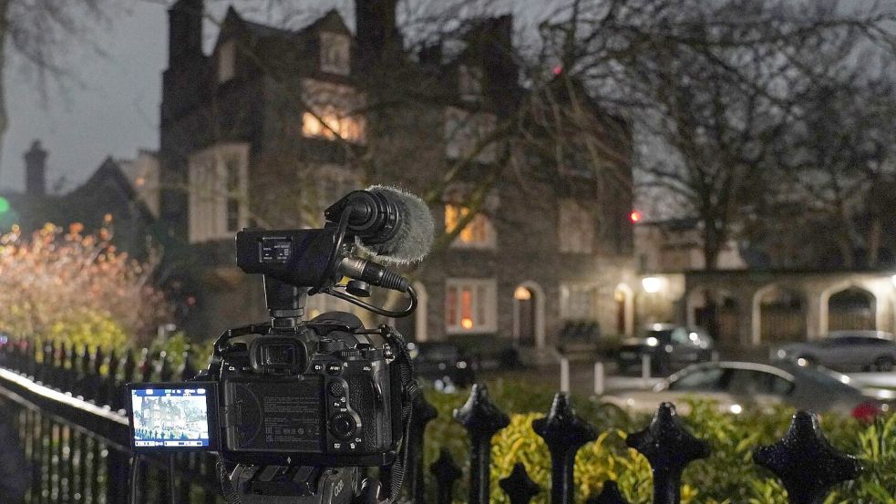 Die Polizei hat Mandelson im Zusammenhang mit seinen Beziehungen zu Epstein verhaftet. Foto: Alberto Pezzali/AP/dpa