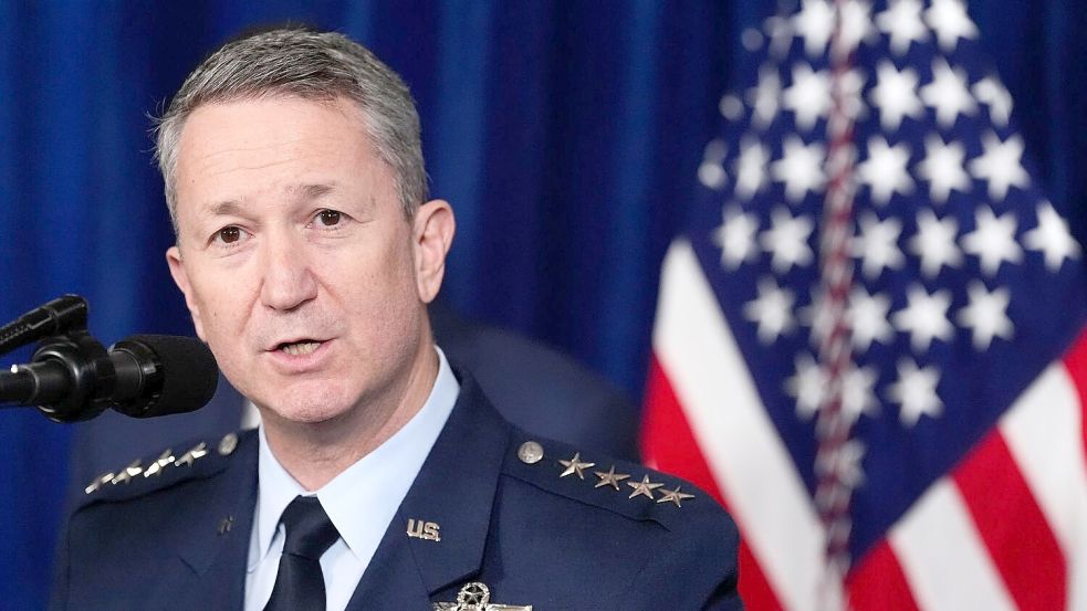 US-Generalstabschef Caine soll Präsident Trump vor Risiken eines Militäreinsatzes im Iran gewarnt haben. (Archivbild) Foto: Alex Brandon/ap/dpa