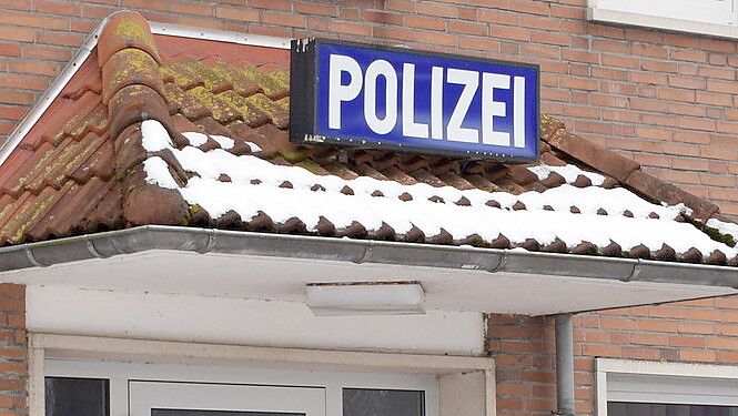 Die Polizeistation in Barßel. Die Polizei sucht mit Hochdruck nach den beiden in Barßel verschwundenen Kindern. Archivfoto: Astrid Fertig