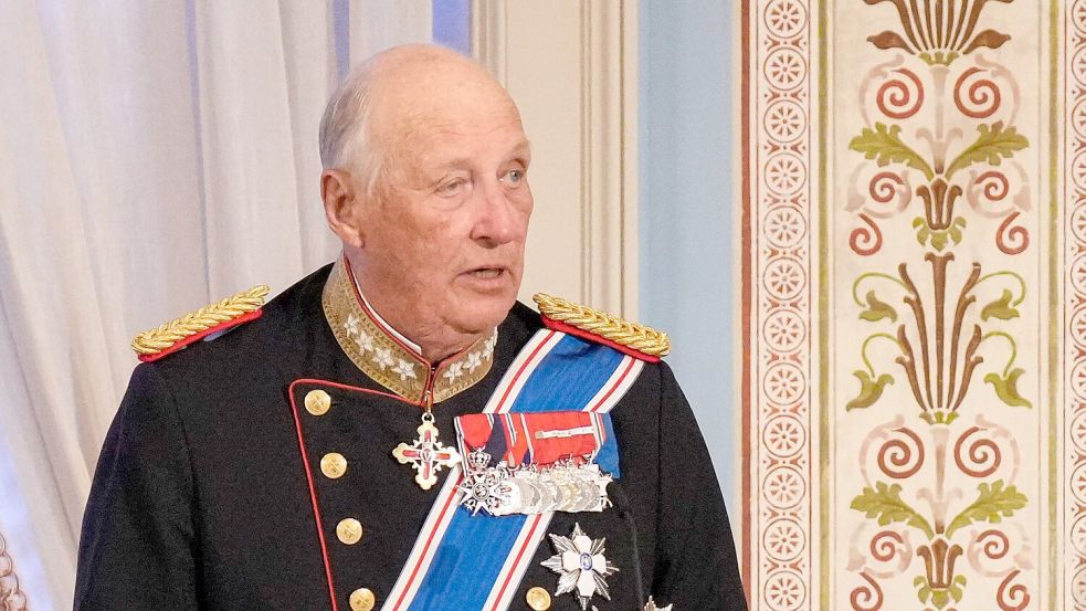 König Harald kann seinen Urlaub auf Teneriffa fortsetzen. (Archivbild) Foto: Fredrik Varfjell/NTB/dpa