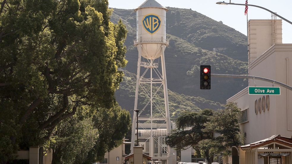 Warner Brothers dürfte auf dem Weg zur Übernahme durch Paramount sein. (Archivbild) Foto: Jae C. Hong/AP/dpa