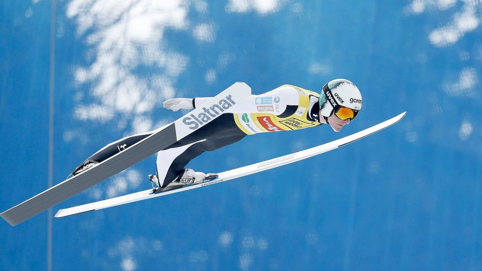 Domen Prevc siegte mit Schanzenrekord in Bad Mitterndorf. Foto: Erwin Scheriau