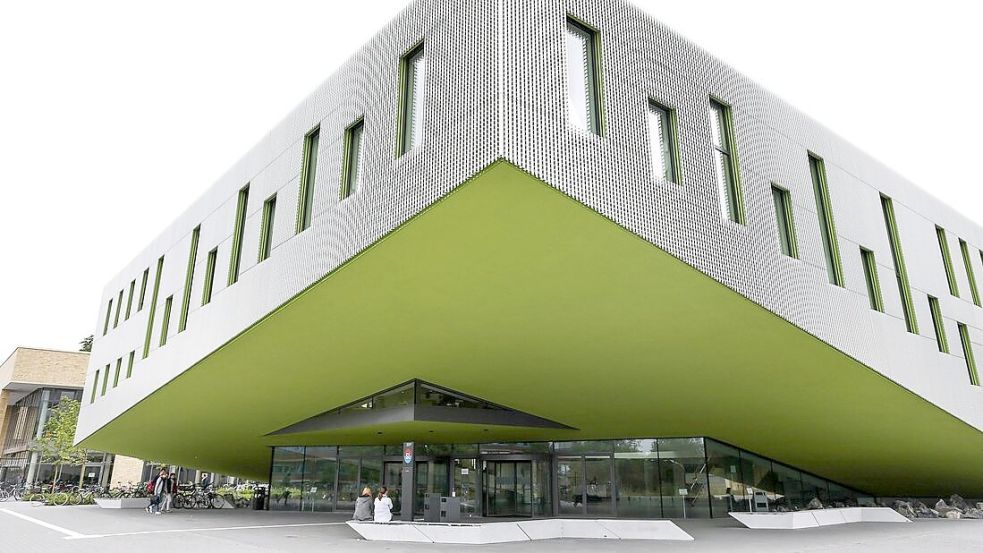 Das gemeinsame Hörsaalgebäude von Hochschule und Universität Osnabrück am Campus Westerberg. Foto: David Ebener