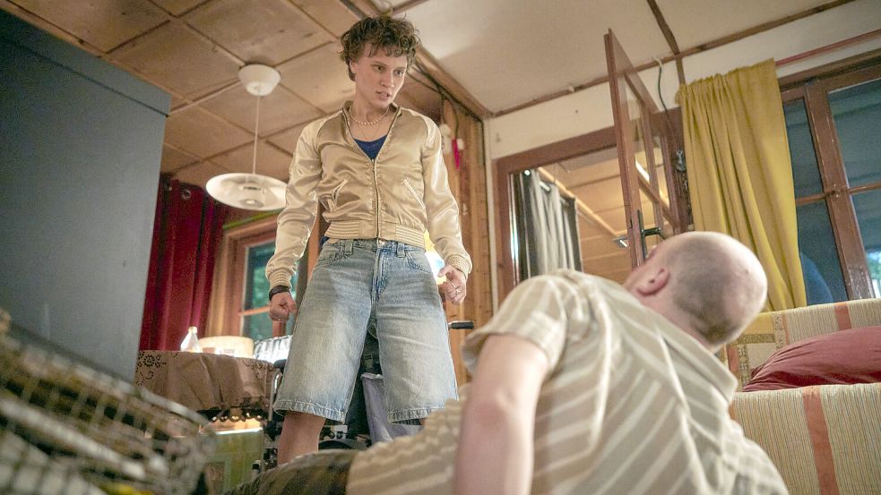 „Abortion Buddy“ Lara Becker (Luna Jordan) weiß sich im neuen „Polizeiruf 110“ durchzusetzen. Foto: © MDR/Felix Abraham