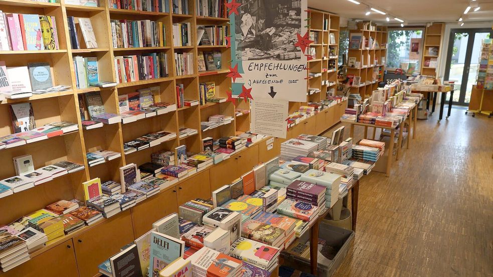 Der Deutsche Buchhandlungspreis würdigt die Rolle kleiner Buchläden. Doch diesmal widerspricht der Kulturstaatsminister in drei Fällen der Jury. Foto: Stefan Rampfel/dpa