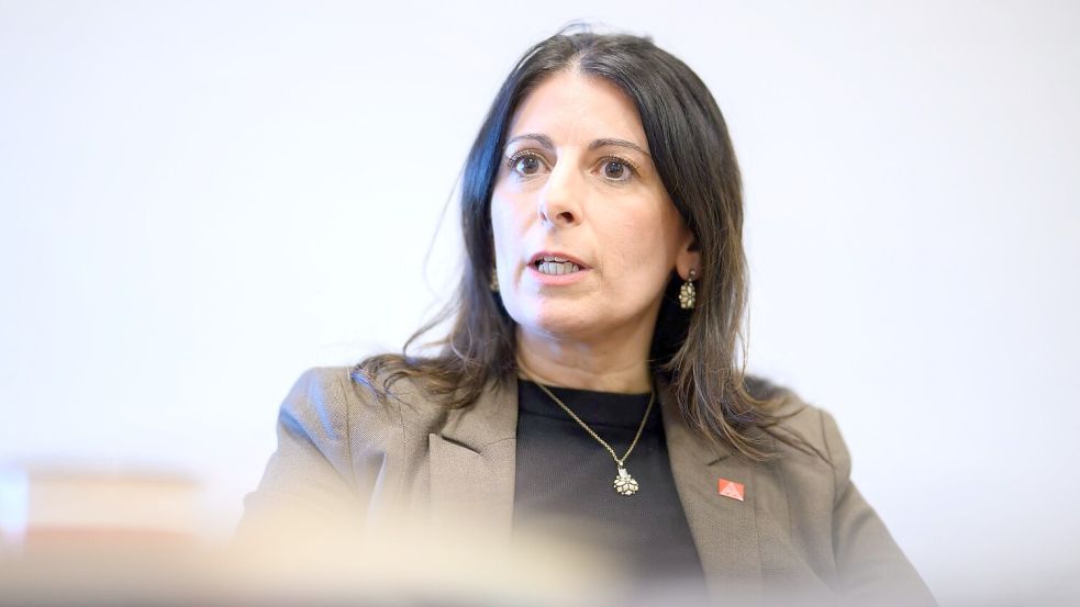 Cavallo will die Schließung von Autowerken verhindern – möglicherweise auch mit Hilfe der Rüstungsindustrie. Foto: Julian Stratenschulte