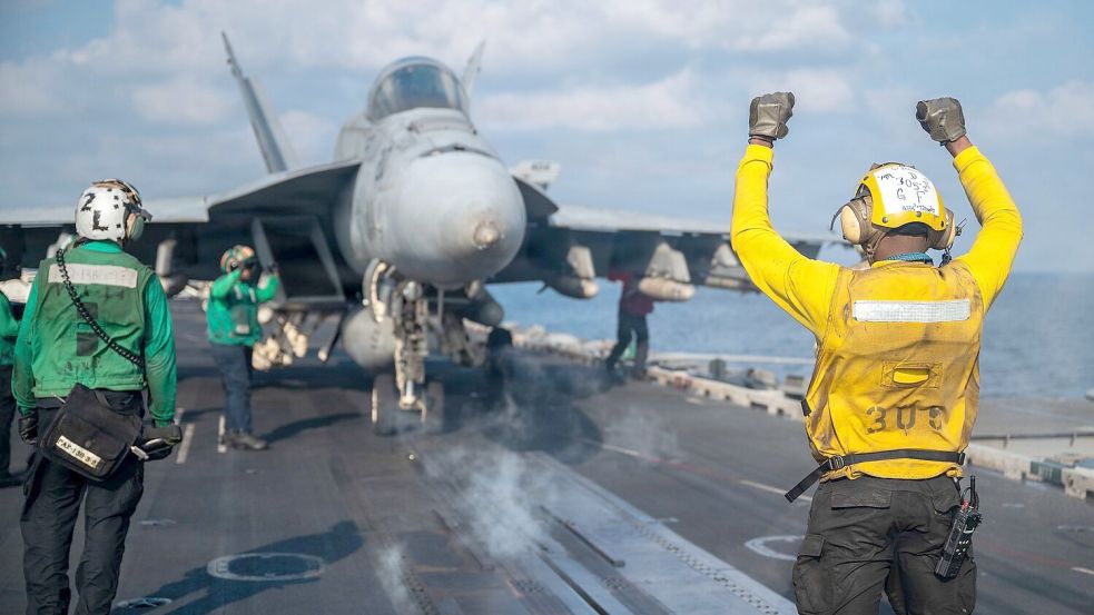 Rund eine Woche nach Beginn des Iran-Kriegs zeigen beide Seiten keine Anzeichen von Nachgeben. (Symbolfoto) Foto: Us Navy/U.S. Navy