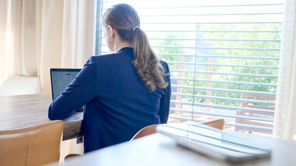 Die Lücke zwischen den Geschlechtern zeigt sich auch im Management (Archivbild) Foto: Annette Riedl
