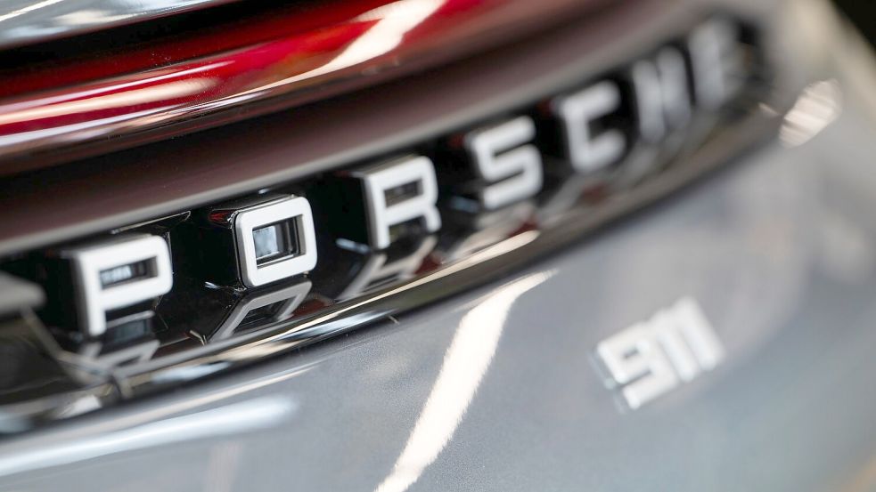 Das Modell 911 ist die Ikone aus der Sportwagenschmiede. (Archivbild) Foto: Marijan Murat