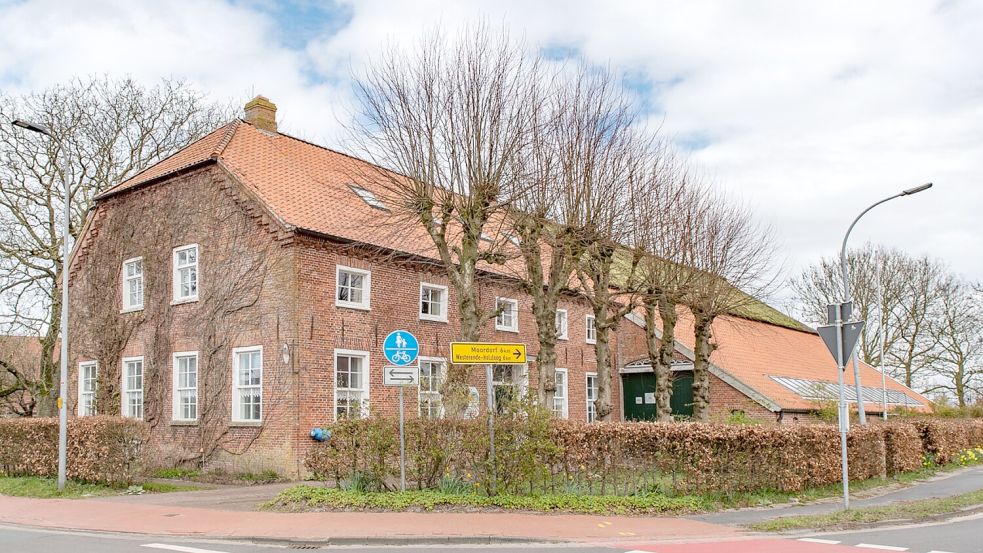 Was wird aus dem Woldenhof in Wiegboldsbur? Diese Frage beschäftigt die Politik. Foto: Holger Janssen