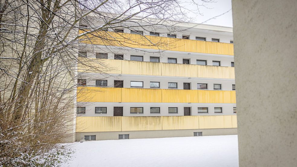 Verwalter Industria in der Kritik: In diesem Gebäudekomplex am Haster Weg/Widerhall in Osnabrück kam es zum Jahreswechsel zu einem tagelangen Wasserausfall. Die Mieter beklagen weitere Mängel. Foto: Denise Matthey