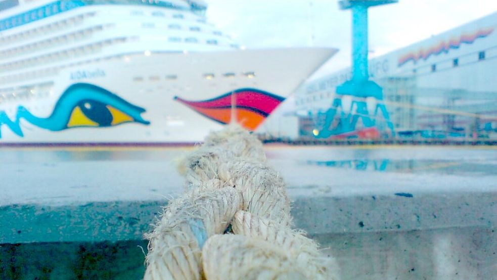 Die „Aida Bella“ wurde 2008 im Emder Hafen endausgerüstet. Foto: Archiv