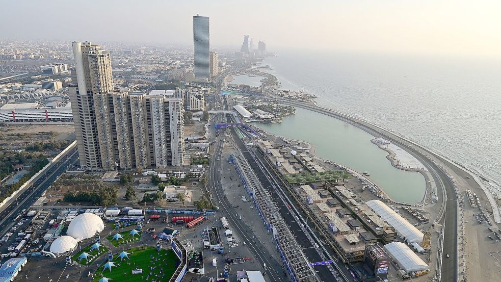 Die Fans in Saudi-Arabien erleben die Formel 1 in diesem Jahr wohl nicht vor Ort. (Archivbild) Foto: Hasan Bratic