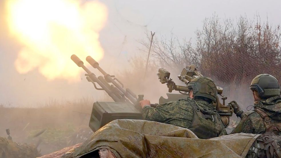 Angehörige der russischen Streitkräfte, die in der Ukraine gekämpft haben, müssen ein EU-Einreiseverbot fürchten. (Archivbild) Foto: Uncredited/Russian Defense Minis