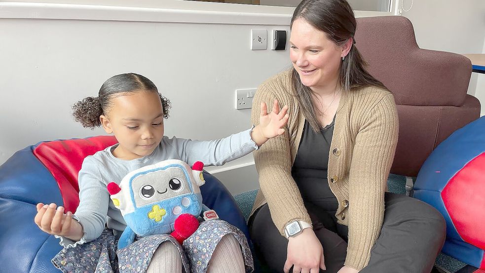 KI-Spielzeug geht Experten zufolge mit Risiken einher. Foto: Faculty of Education/University