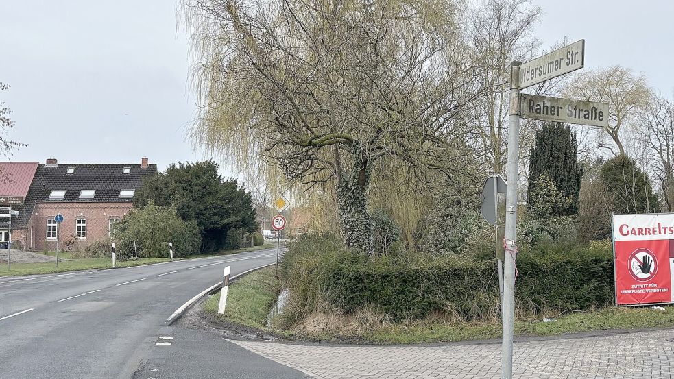 Das Grundstück in Rahe Höhe Boomweg hat die Stadt erworben und das Gebäude mittlerweile abgerissen. Als Standort für eine Kita kommt es nun offenbar nicht mehr in Frage. Foto: Mieke Matthes