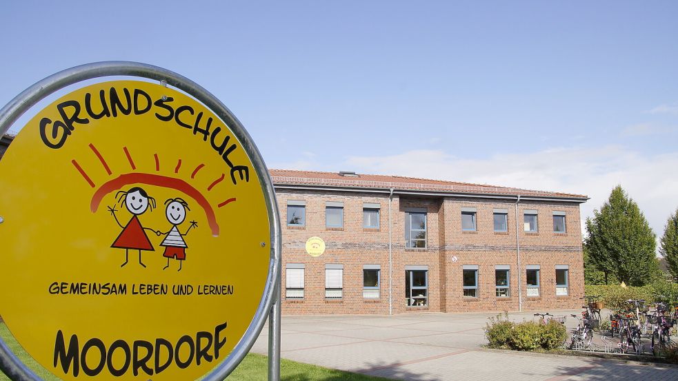 Das Kind war auf dem Weg zur Grundschule Moordorf. Foto: Holger Janssen