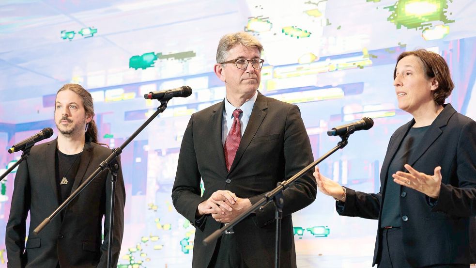 Wolfram Weimer versucht, Vertreter der Musikbranche an einen Tisch zu bekommen. Foto: Carsten Koall/dpa