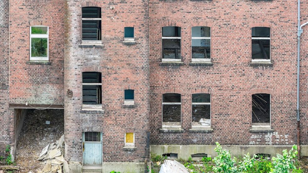 Gegen Schrottimmobilien sollen die Kommunen ein „scharfes Schwert“ in die Hand bekommen. (Symbolbild) Foto: Christoph Reichwein