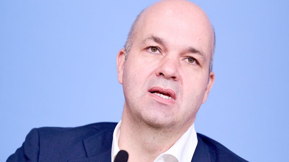 Marcel Fratzscher, Präsident des Deutschen Instituts für Wirtschaftsforschung (DIW), möchte Immobilien höher besteuern. Foto: Annette Riedl