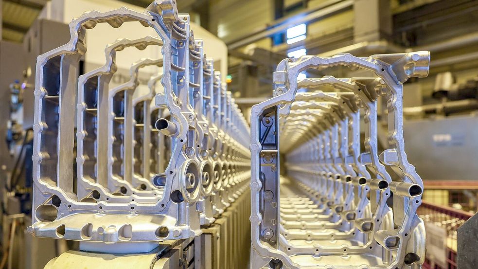 Branchenexperten sehen gute Chancen für Autozulieferer, sich neue Geschäftsfelder im Rüstungsbereich zu erschließen. Etwa mit der Fertigung von Karosserieteilen, Antriebskomponenten aber auch Fahrzeug- und Assistenzsystemen. (Symbolbild) Foto: Jan Woitas