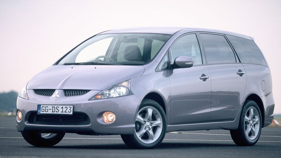 Der Grandis der ersten Generation (2003 bis 2011) bot viel Platz, steckte aber in einem eher biederen Blechkleid. Foto: Mitsubishi