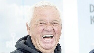 Angel-Legende Horst Hennings ist gemeinsam mit anderen Profis in Moordorf zu Gast. Foto: DPA