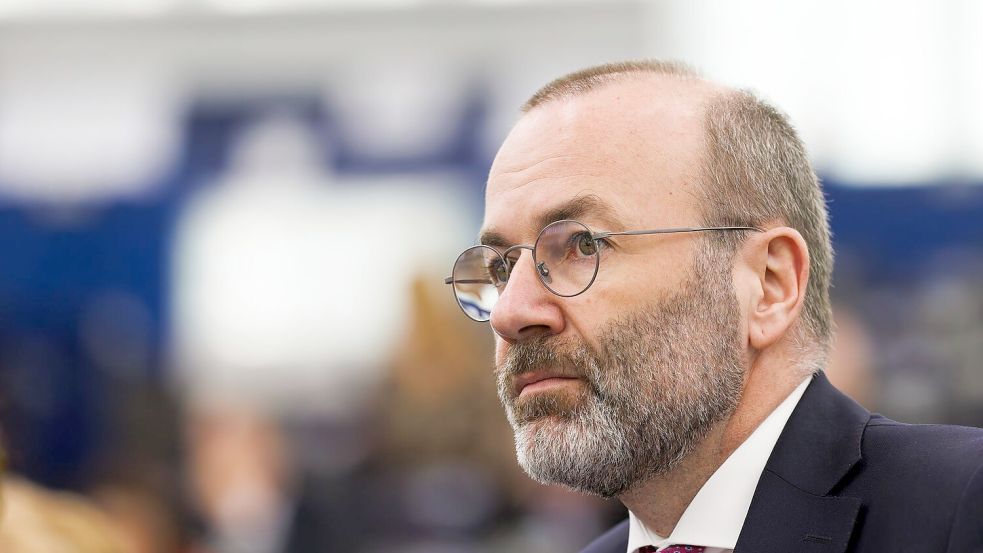 Steht wegen der Enthüllungen unter Druck: CSU-Vize und EVP-Fraktionschef Manfred Weber. (Archivbild) Foto: Philipp von Ditfurth/dpa