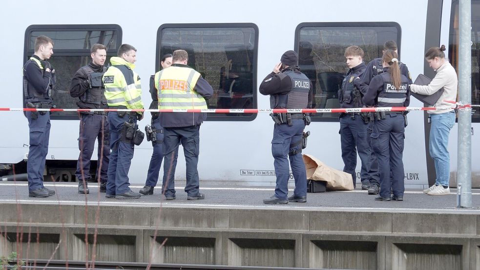 Der Verdächtige wurde vor Ort festgenommen. Foto: Thorsten Kremers