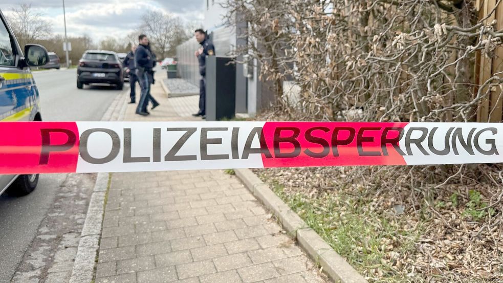 Die Leichen von einem Mann, einer Frau und einem Kind wurden in Pommelsbrunn bei Nürnberg gefunden. Foto: Lars Haubner/NEWS5/dpa