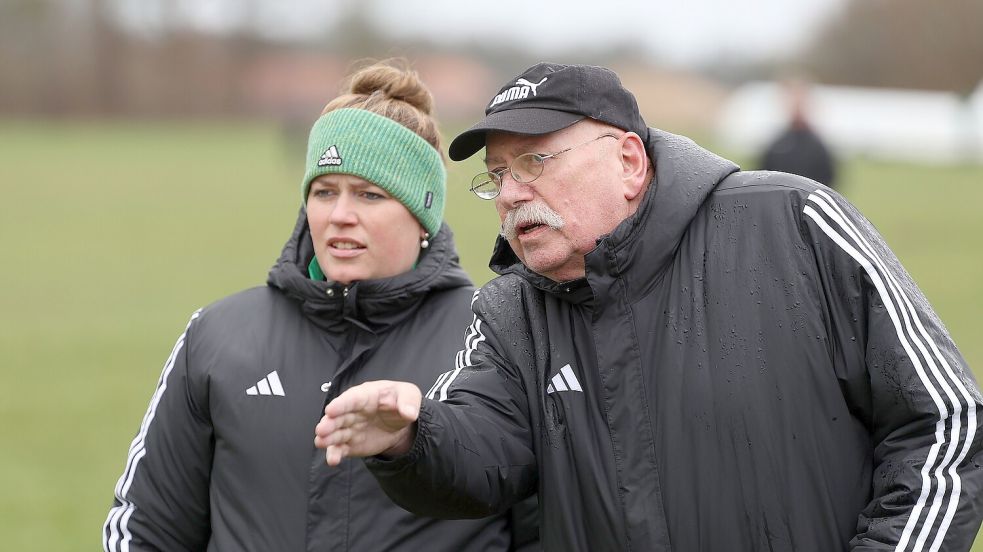 Anke Klöpper und ihr Vater Peter, zugleich ihr Trainer und Anweiser, sind seit Jahrzehnten ein eingespieltes und erfolgreiches Tandem bei nationalen und internationalen Wettkämpfen. Foto: Wilfried Gronewold