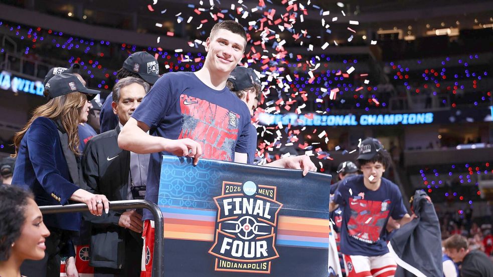 Kharchenkov ist Mittendrin im Spektakel der March Madness. Foto: Kelley L Cox