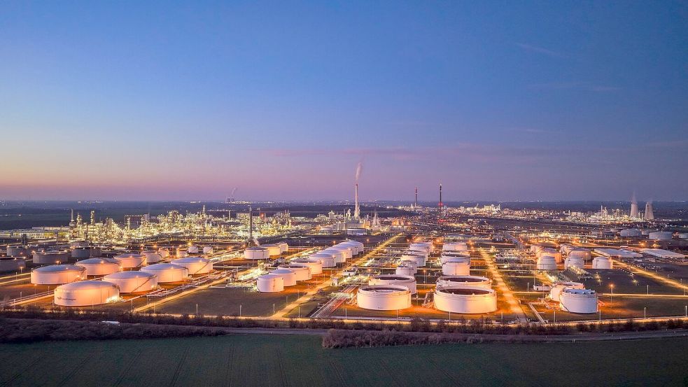 Hohe Kosten, geopolitische Risiken und politische Unsicherheiten belasten die Branche. (Archivbild) Foto: Jan Woitas