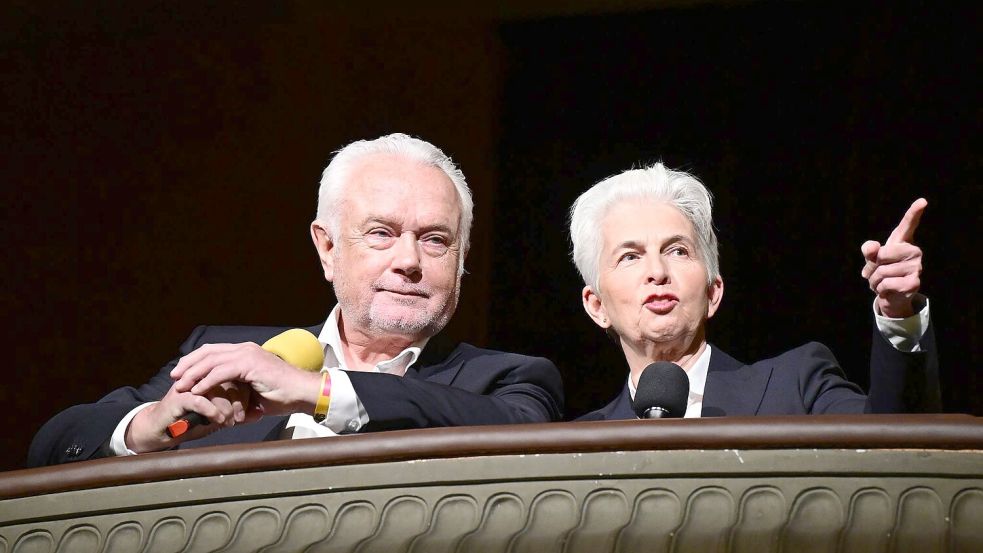 Zur Lage seiner Partei gab Kubicki oft Kommentare von der Seitenlinie ab, hier mit Marie-Agnes Strack-Zimmermann. (Archivbild) Foto: Bernd Weißbrod