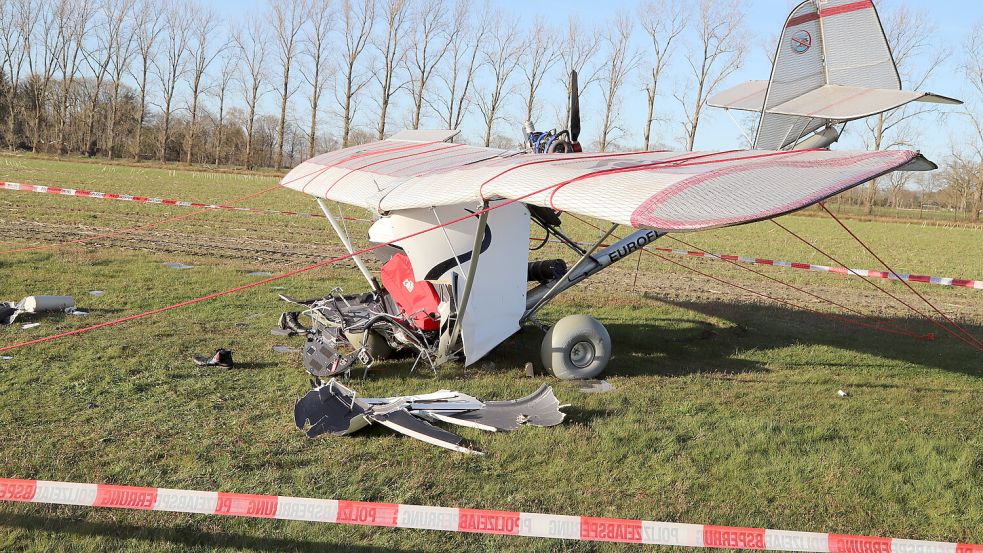 Auf dem Flugplatz in Barßel-Lohe ist am Ostermontag ein Flugzeug abgestürzt. Foto: Hans Passmann