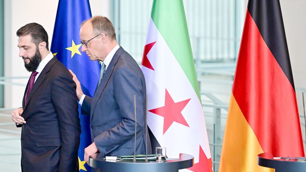 Der Besuch von Syriens Übergangspräsident Al-Scharaa in Berlin stieß nicht nur bei Angehörigen syrischer Minderheiten auf Kritik. (Archivfoto) Foto: Sebastian Christoph Gollnow/dpa